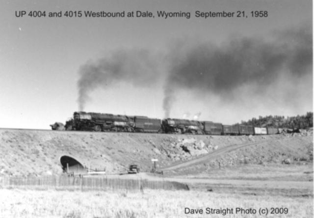 UP 4004 - UP 4015 at Dale